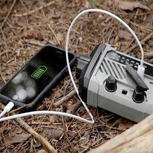 noodradio als welkomstgeschenk